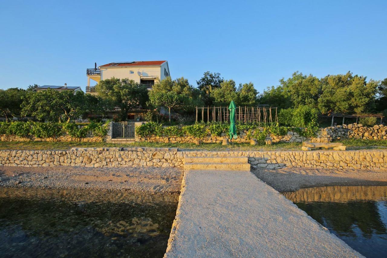 Apartman Baredine 마슬레니차 외부 사진