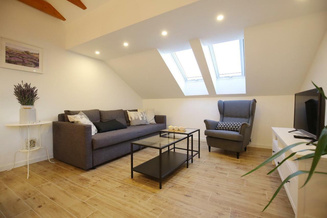 Apartman Baredine 마슬레니차 외부 사진
