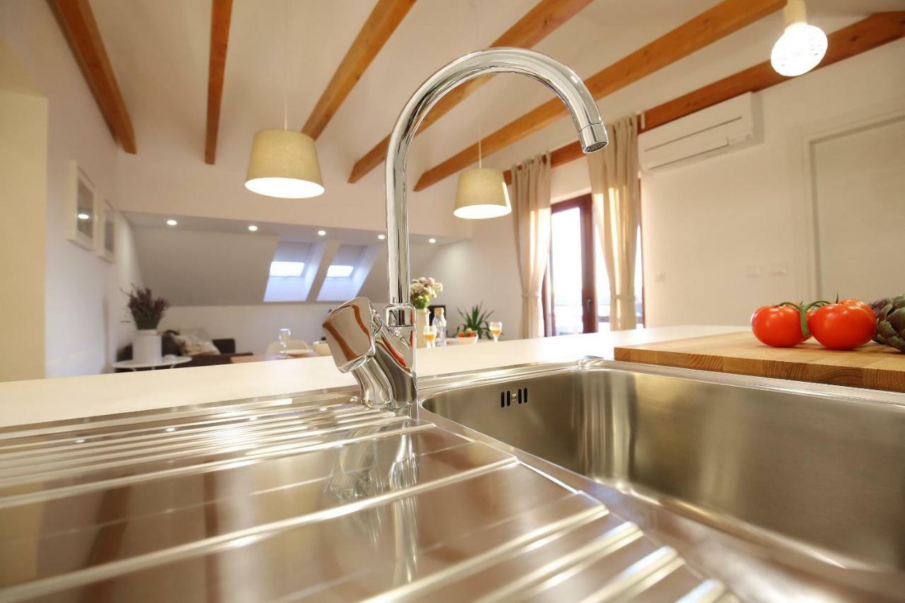 Apartman Baredine 마슬레니차 외부 사진